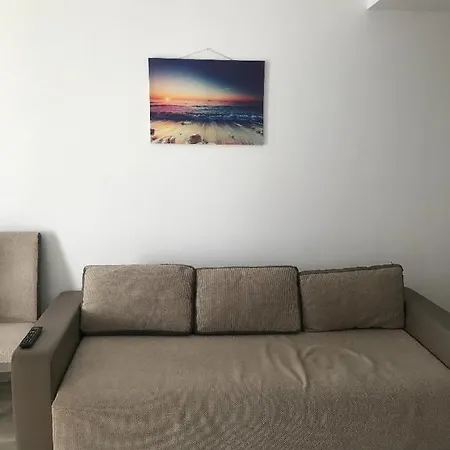 Brown Summerland Apartmán