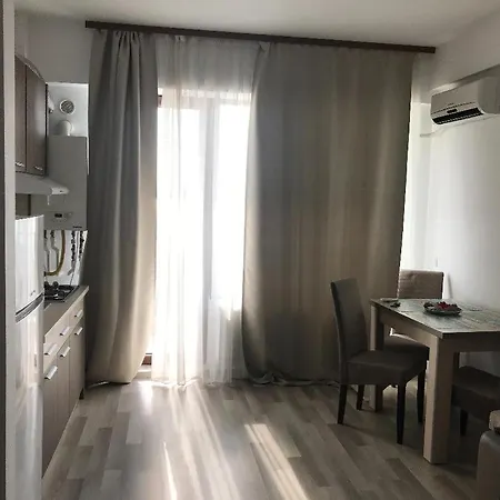 Brown Summerland Mamaia